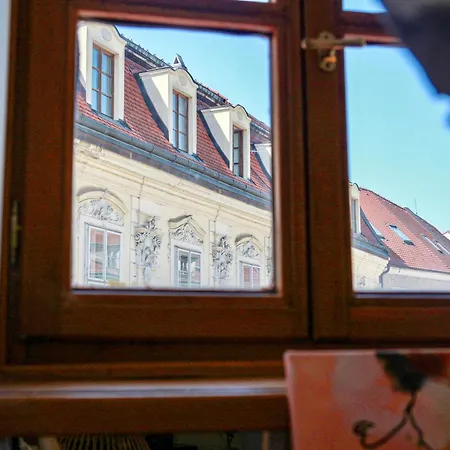 Beethoven Apartment